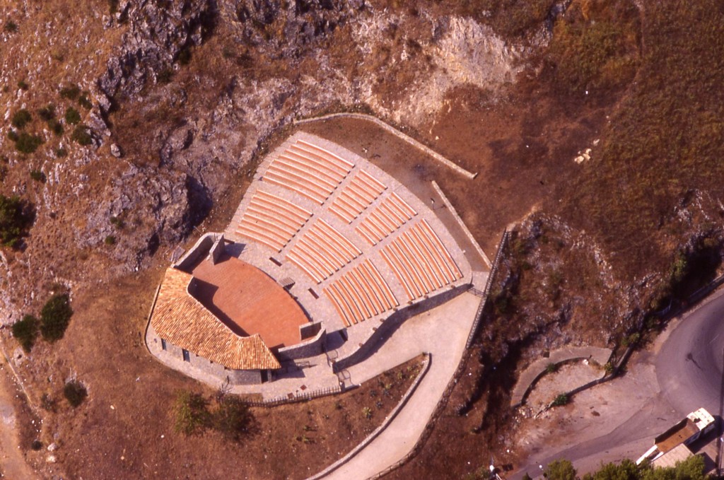 Teatro all’aperto a Camerota